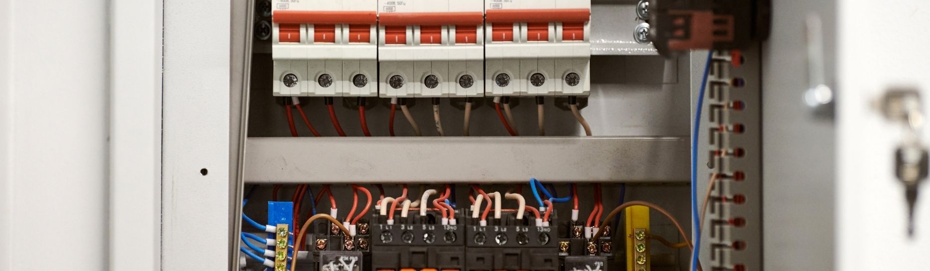 Bien installer son coffret électrique | One-Elec